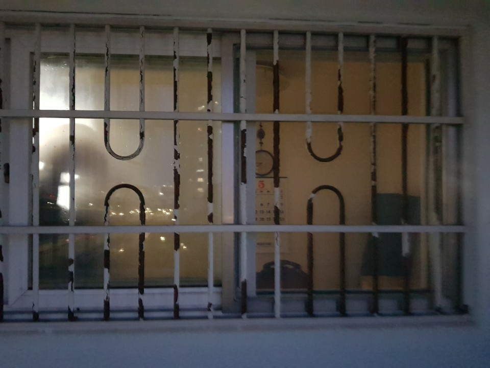 2038599400_PzUJwmNC_8d4f5f2ca7e2a64929ff6f75d5d1abf227a250dd.jpg 이미지크게보기